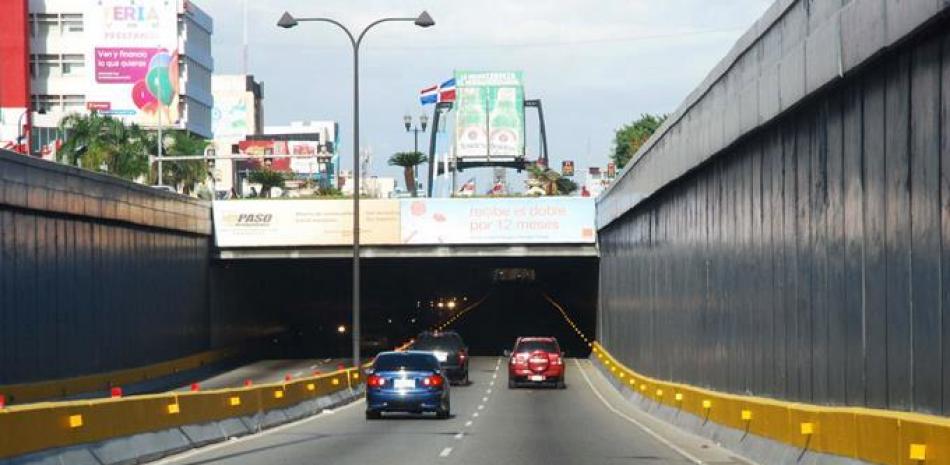 Detectan penetración de agua por ventanas de ventilación del túnel de la 27 de Febrero; Obras Públicas asegura esto “no representa riesgo estructural”