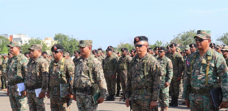 Llegan a Dajabón 400 militares del Ejército para ser desplegados en la frontera norte