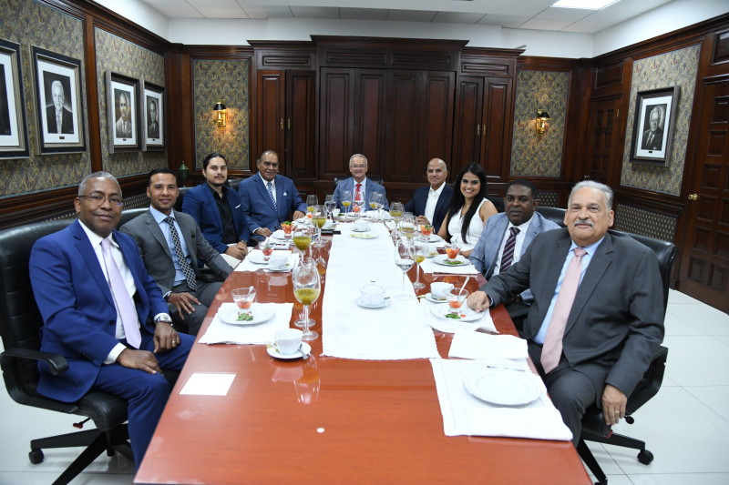 Comerciantes dominicanos reclaman “reglas claras” a negocios chinos