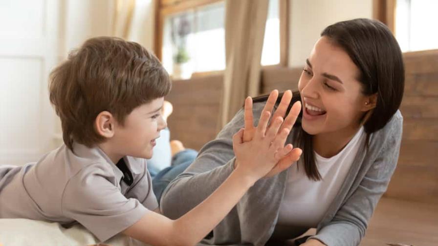 Madres dominicanas extraordinarias: relatos de valentía y sacrificios