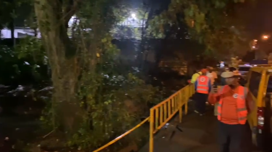 Buscan a una niña de cinco años que fue arrastrada por una cañada en Santo Domingo Norte