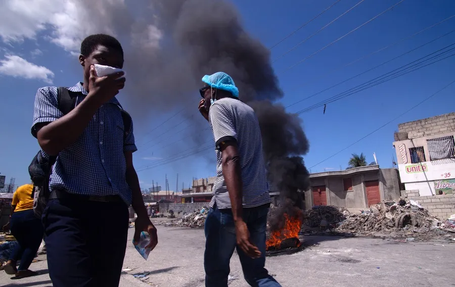 Matan más de un centenar de integrantes de bandas con drones en Haití