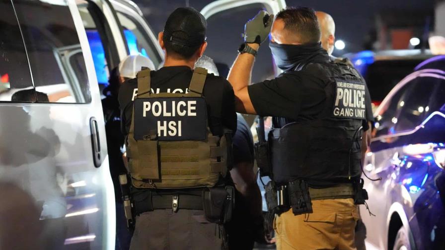 Los criollos en Puerto Rico pasan el Niágara en bicicleta por el asedio de Migración