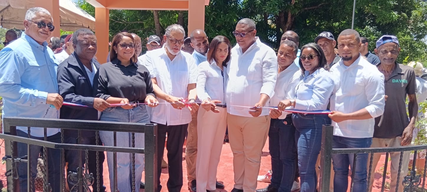 Desarrollo de la Comunidad inaugura parque en Sabana Larga, Distrito Municipal de Elías Piña