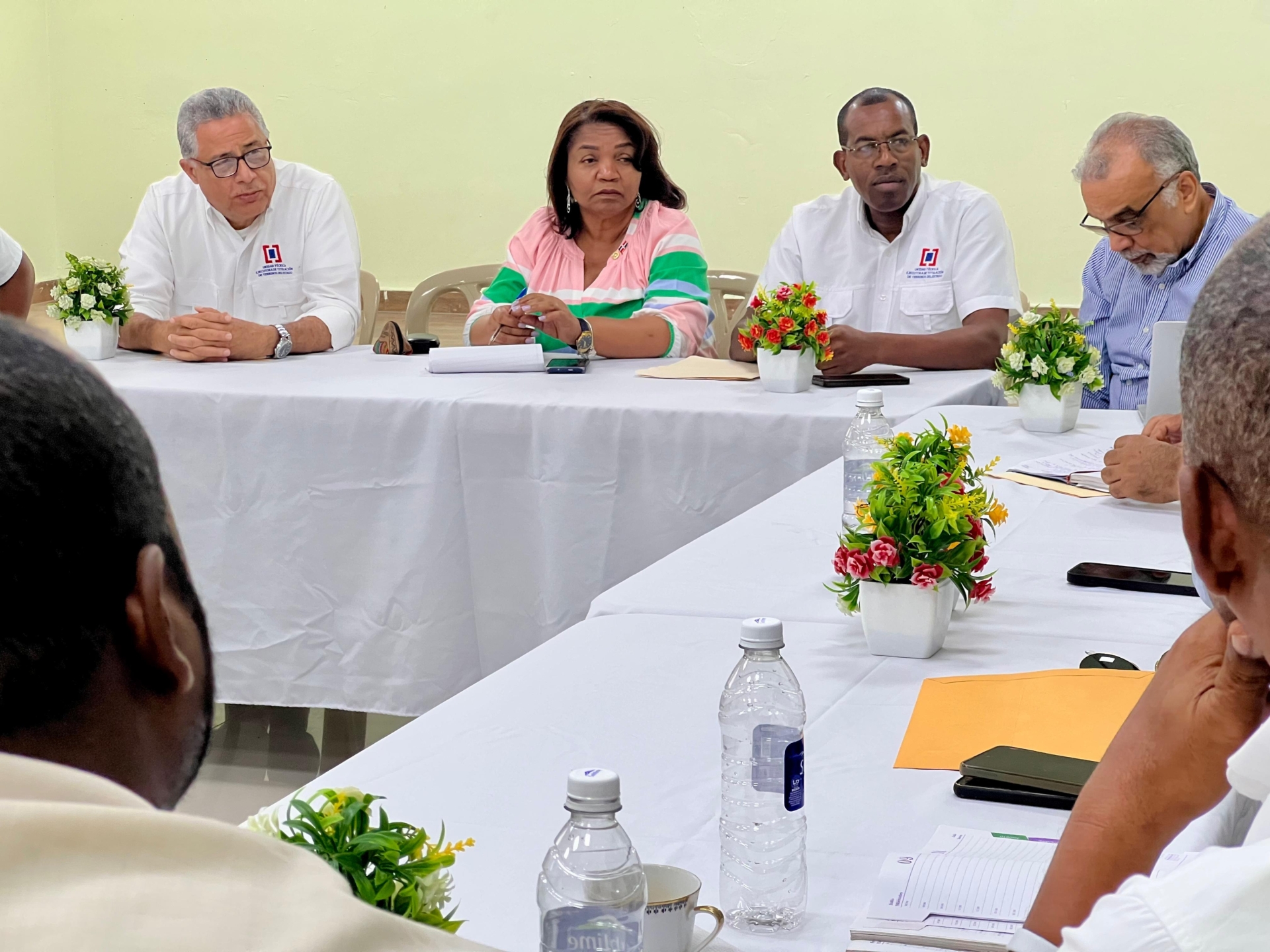 Director de Titulación, Duarte Méndez, se reúne con autoridades de San Juan