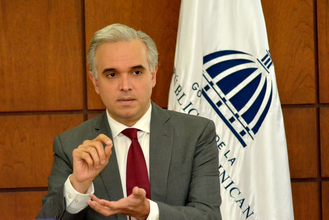 Desde esta semana, más de un millón de familias recibirán el Bono a Mil