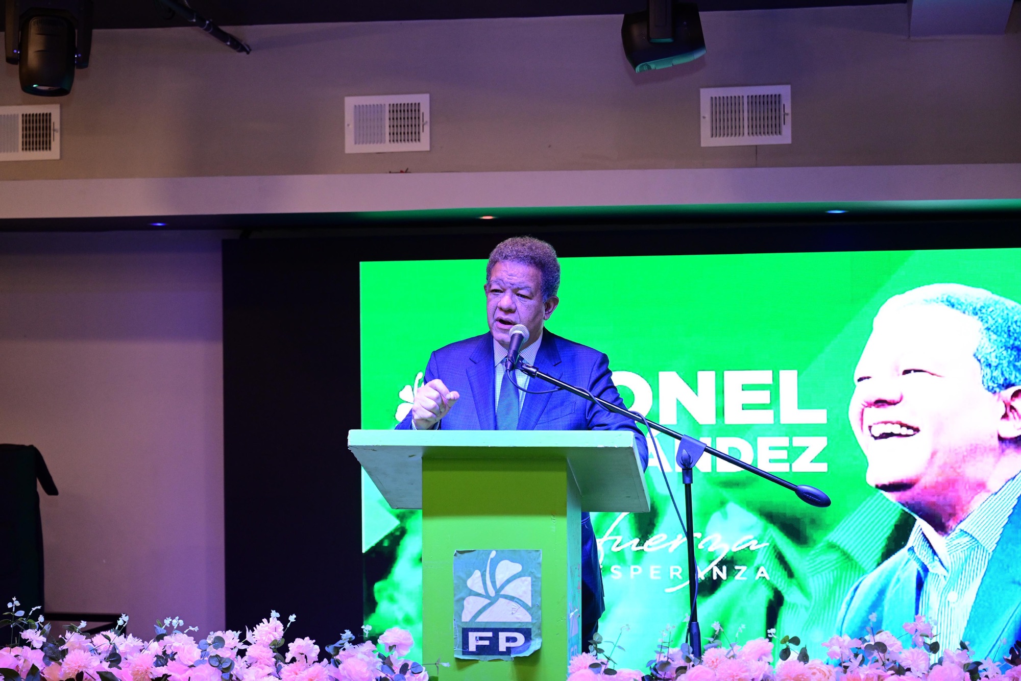 Leonel asegura en Filadelfia que el gobierno del PRM ha fracasado: “Prometieron de todo y no han hecho nada”