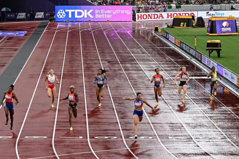 Marileidy gana medalla de plata, McLaughlin-Levrone gana en los 400 metros