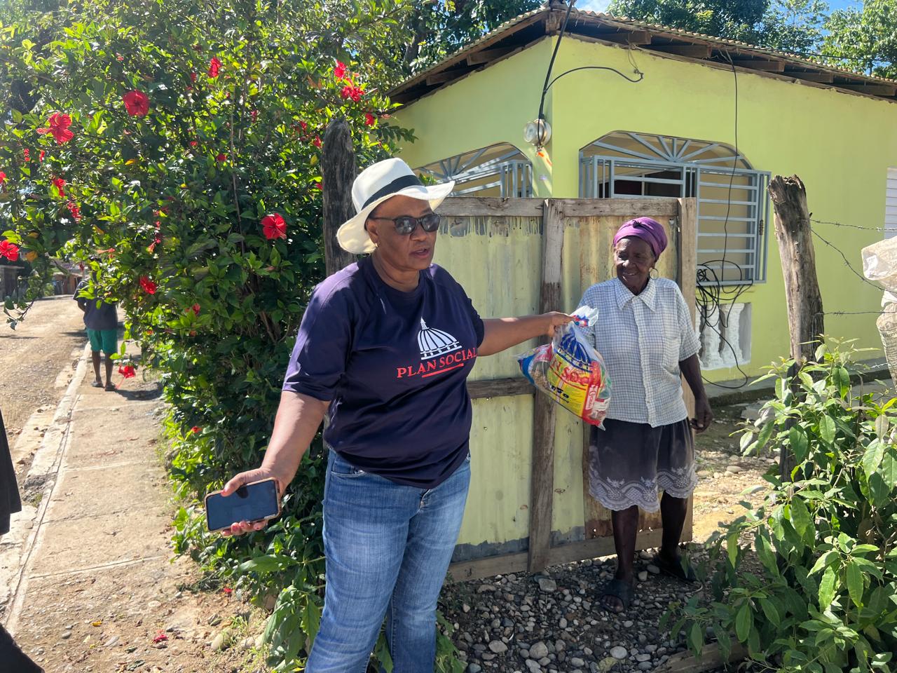 PLAN DE ASISTENCIA SOCIAL REALIZA OPERATIVO DE RACIONES ALIMENTICIAS EN GUAYABO