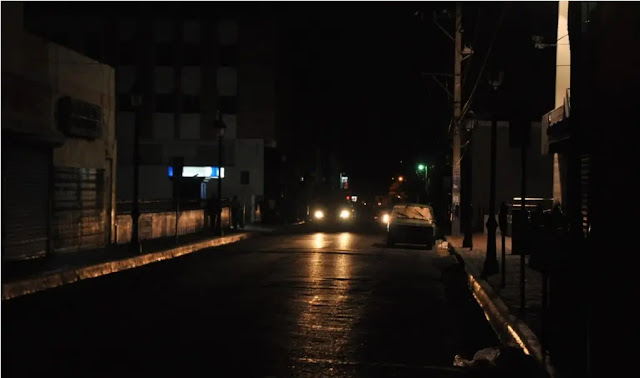 Un prolongado apagón deja gran parte de la provincia de Azua sin luz por mas de 15 horas