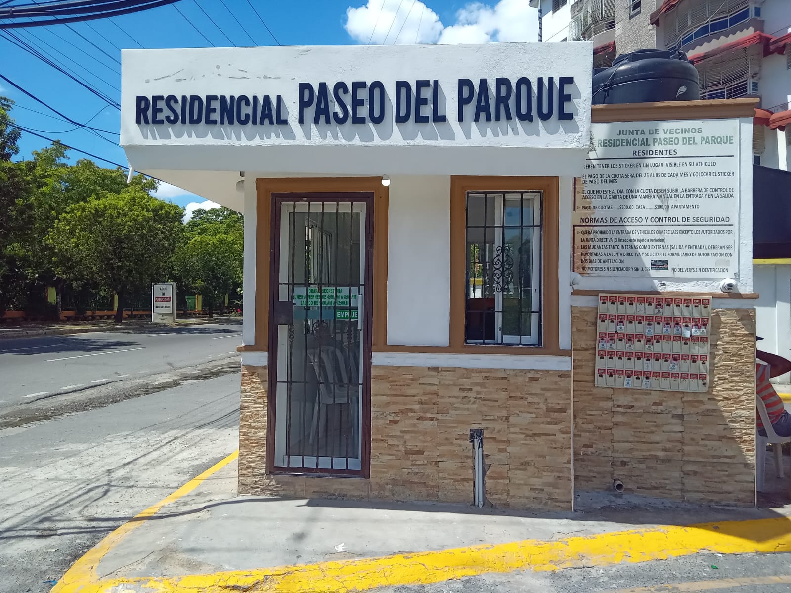 RESIDENTES EN VILLA MELLA, PIDEN A EDESTE, RESARCIR DAÑOS POR 3 DÍAS SIN ENERGÍA ELÉCTRICA.