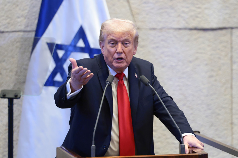 Trump anuncia que EEUU hundió otro barco con seis “narcoterroristas” en el Caribe