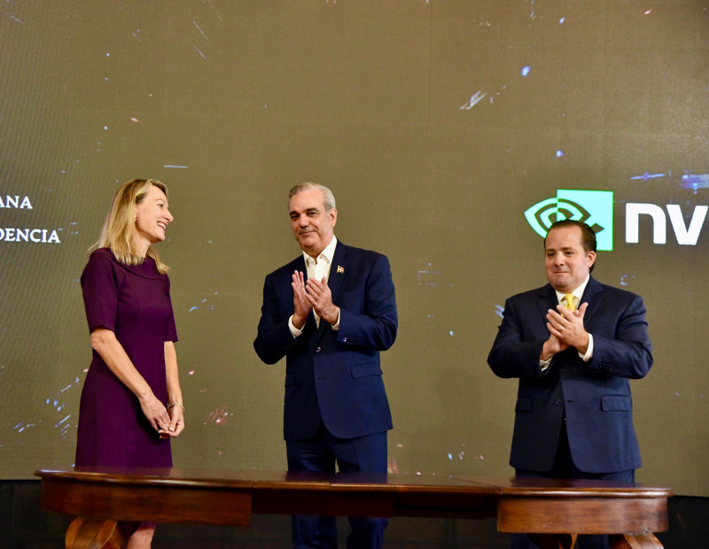 Gobierno aplicará inteligencia artificial en salud, educación, tránsito y seguridad