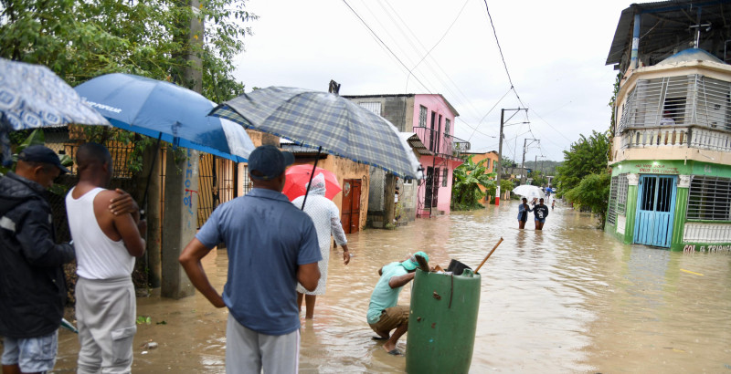 Fuertes lluvias por tormenta Melissa provoca estragos en la región Sur de RD