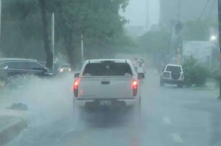 Huracán Melissa provoca vaguada que generará aguaceros en gran parte del país