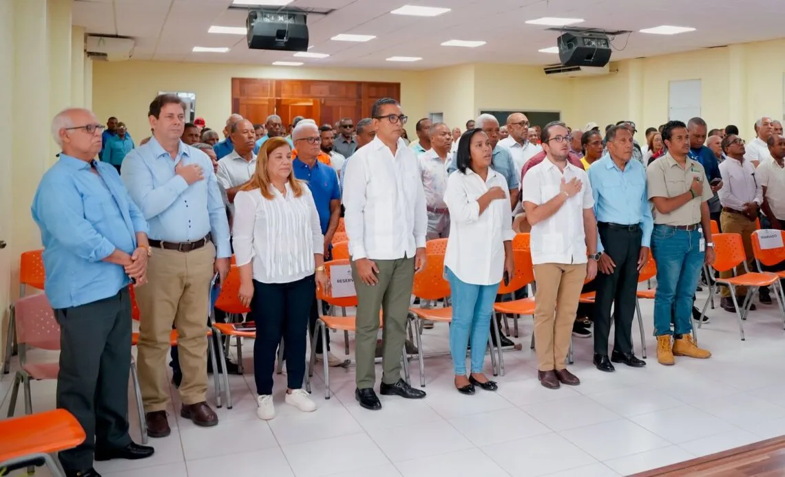 RD$23 millones en bonos agrícolas asignados a agricultores de Bahoruco e Independencia