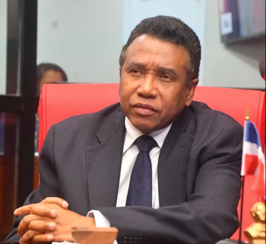 Félix Bautista enfrenta un declive político irreversible en San Juan