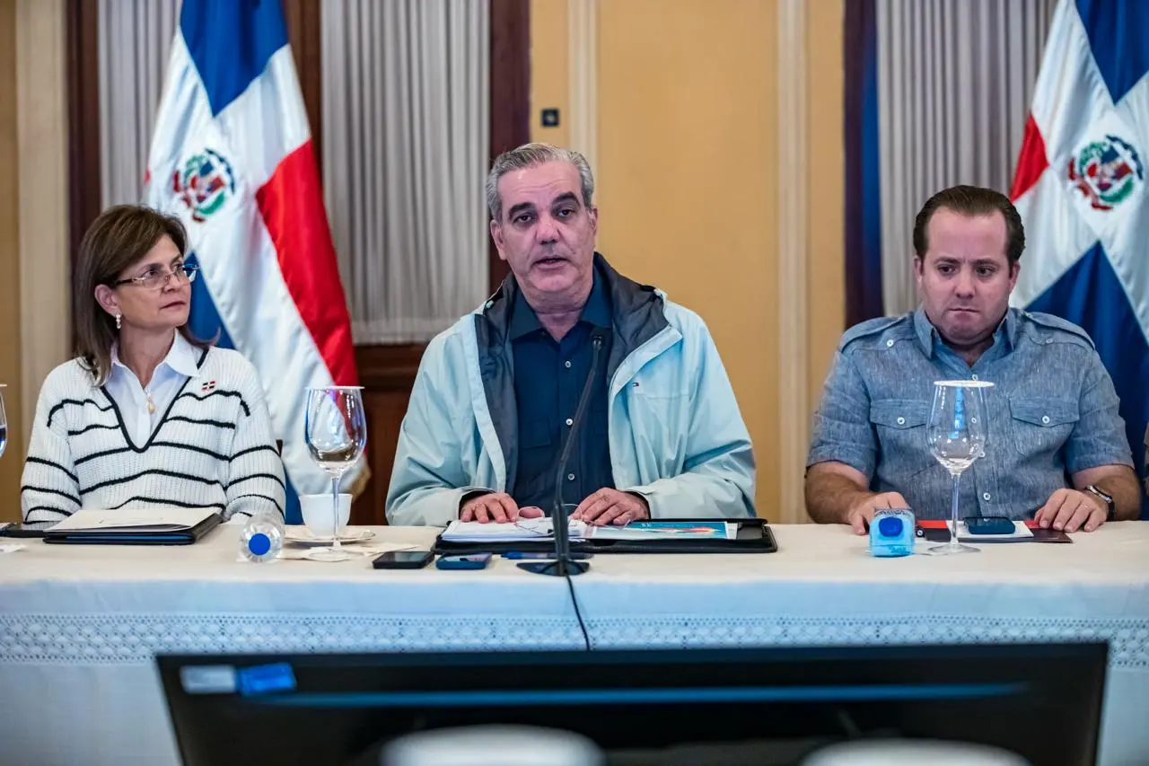 Gobierno ratifica las restricciones en las provincias en alerta roja por la tormenta Melissa y apertura limitada de bancos