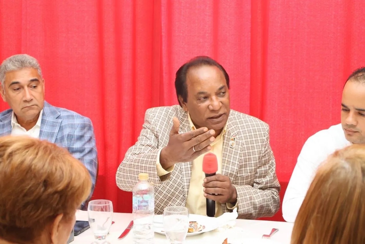 Director DGDF se reúne con alcaldes siete provincias fronterizas para impulsar estrategias de desarrollo sostenible