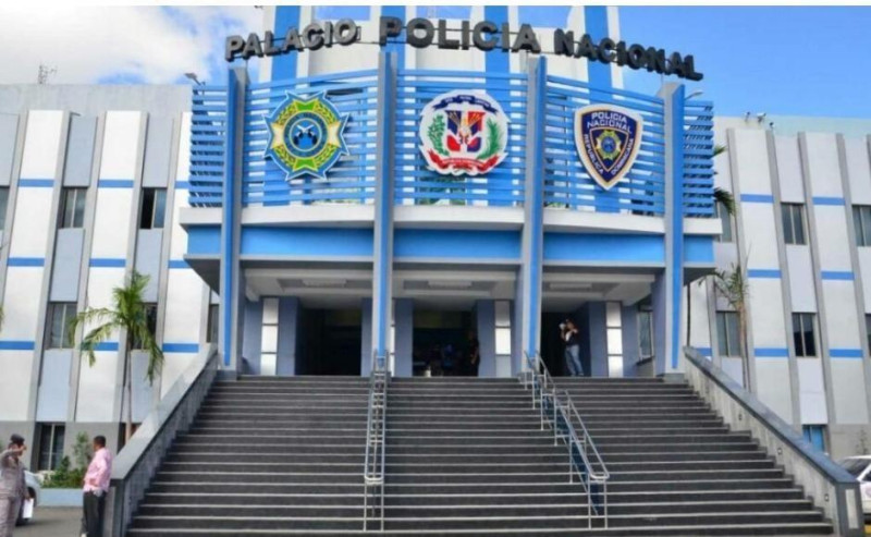 Autoridades buscan a hombre acusado de matar a dos mujeres en Brisas del Este