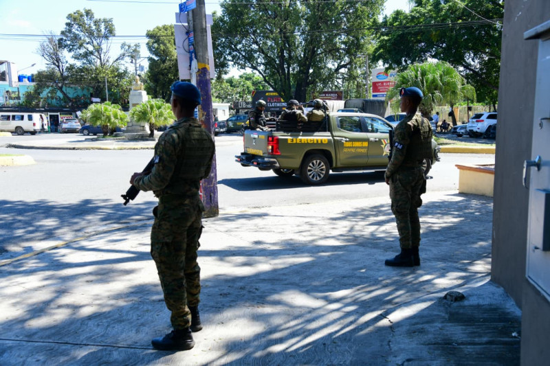 Critican el aparataje militar en San Cristóbal