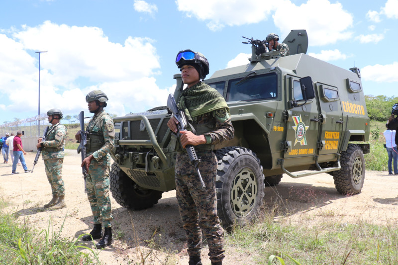 Mayor vigilancia militar en la frontera dominicana ante disturbios en Haití