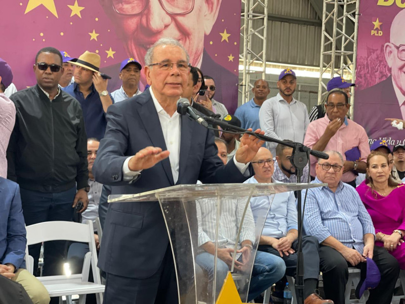 Danilo Medina: “El pueblo debe de aprender a conocer a la persona, no por el discurso sino por lo que hace”