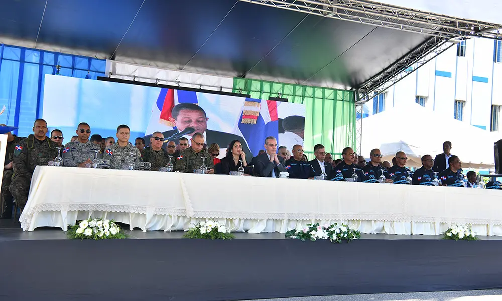 Más de 27 mil policías para seguridad Navidad