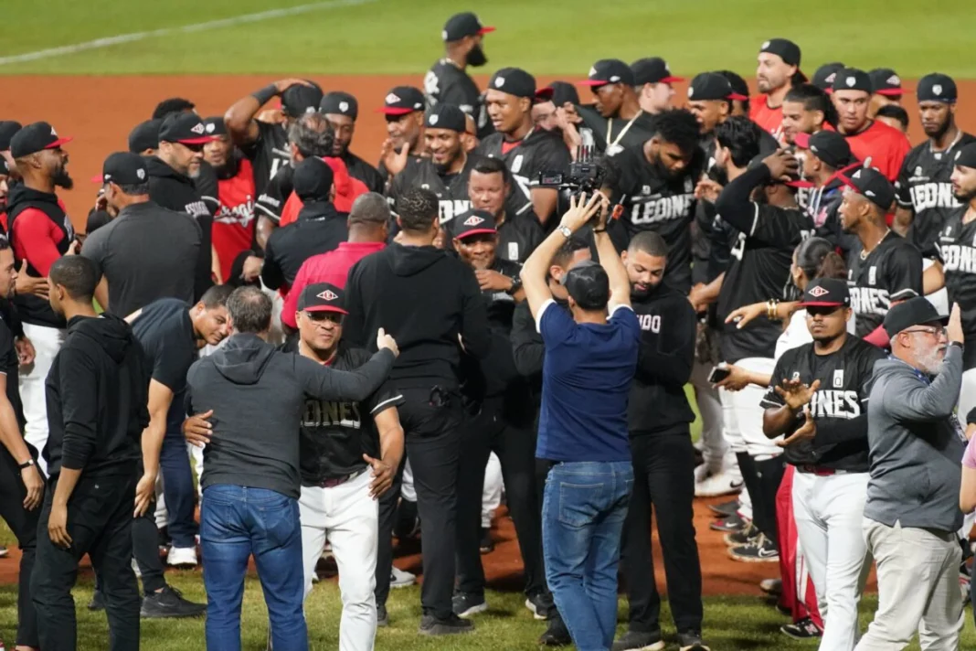 ¡Leones a la final! avanzan por triunfo 7-3 sobre los Gigantes