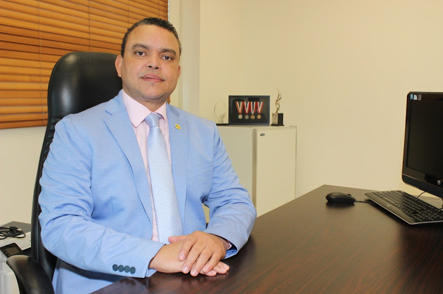 El Dr. Julio Landrón es nombrado director del SNS