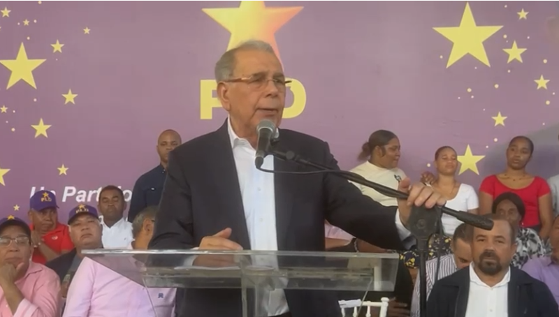 Danilo Medina exige explicación por alza del presupuesto de la presa de Monte Grande