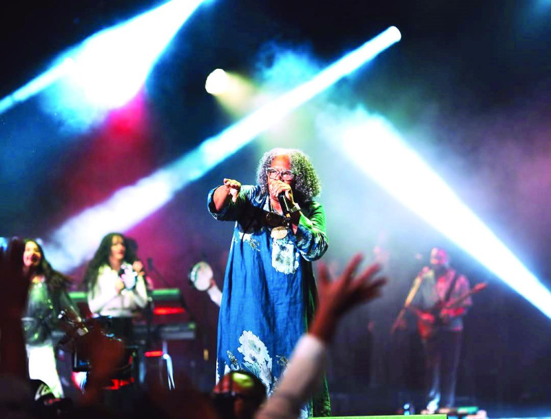 Figuras que suben como espuma en la música dominicana y les resulta difícil repetir la pegada