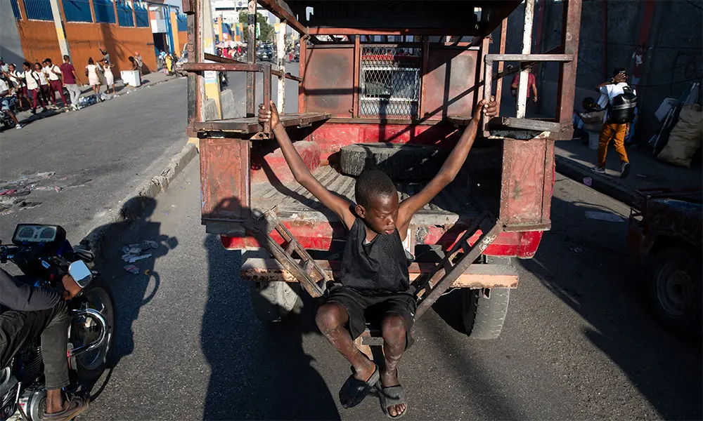 ONU: la mayoría de las bandas de Haití trafican con menores