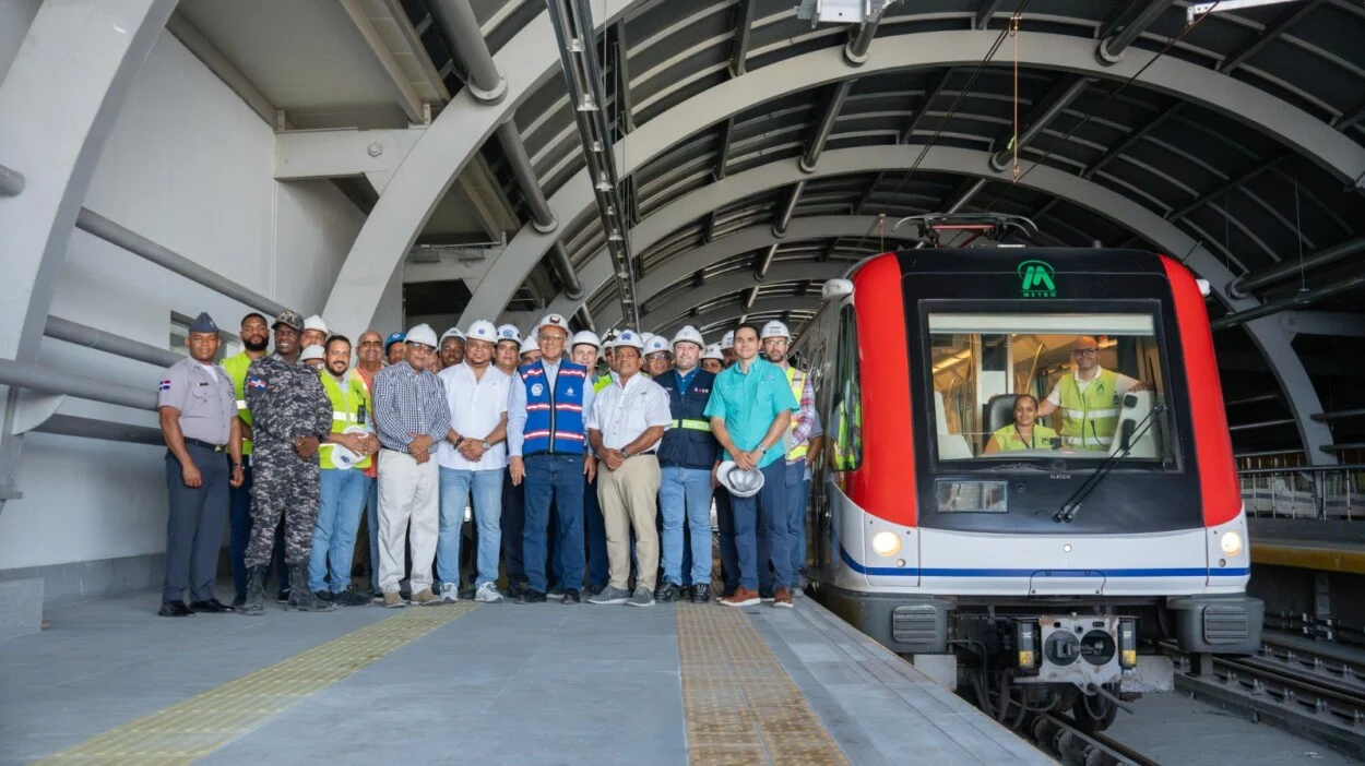 Alegria en Los Alcarrizos”: Presidente Abinader pone en marcha línea 2-C del Metro