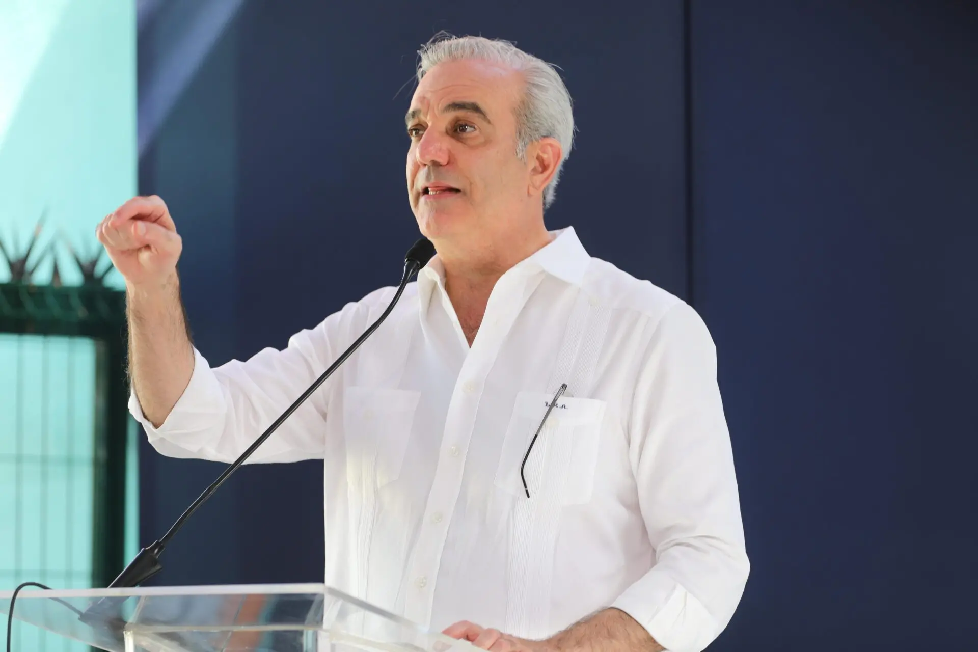 Presidente Abinader inaugura proyectos de agua, vivienda y atención infantil en SDO