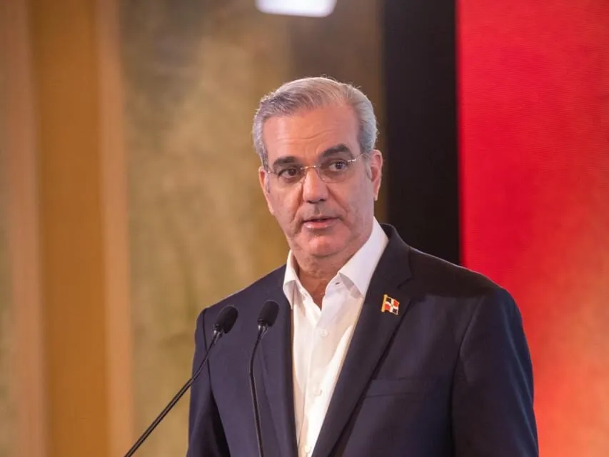 Abinader crea comisión para supervisar medidas ante crisis haitiana