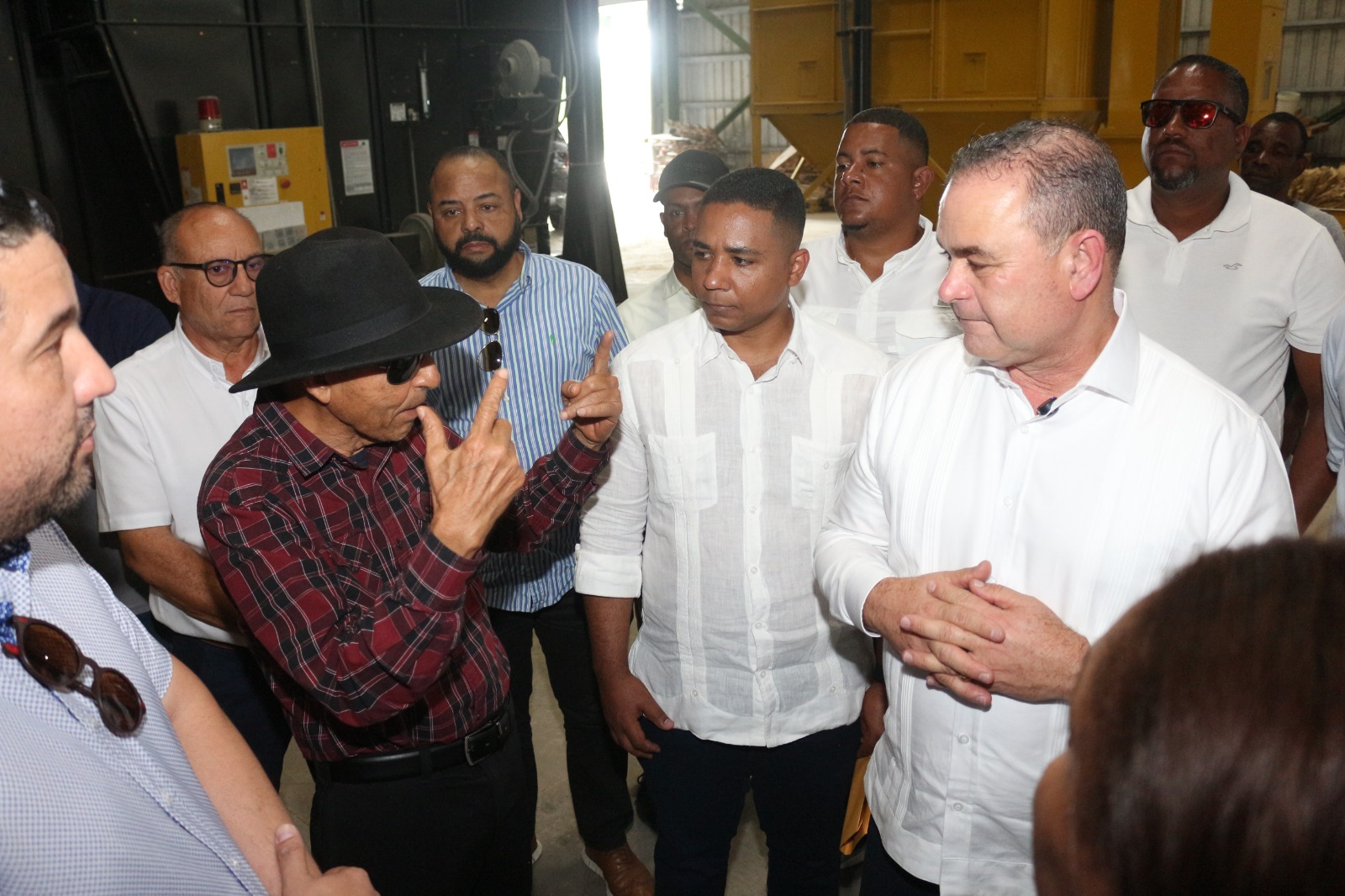 Antonio Fermin, Presidente Consorcio de Productores califica de positiva visita ministro de Agricultura Francisco Espaillat a San Juan de la Maguana.