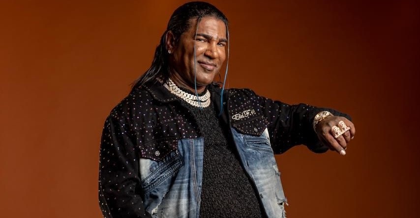 Omega habría obtenido visado para ingresar a Estados Unidos