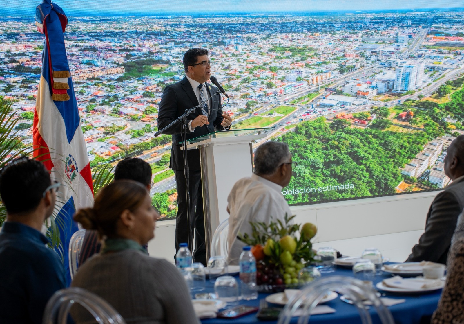 Alcaldía de SDE anuncia transformación integral de la avenida Sabana Larga