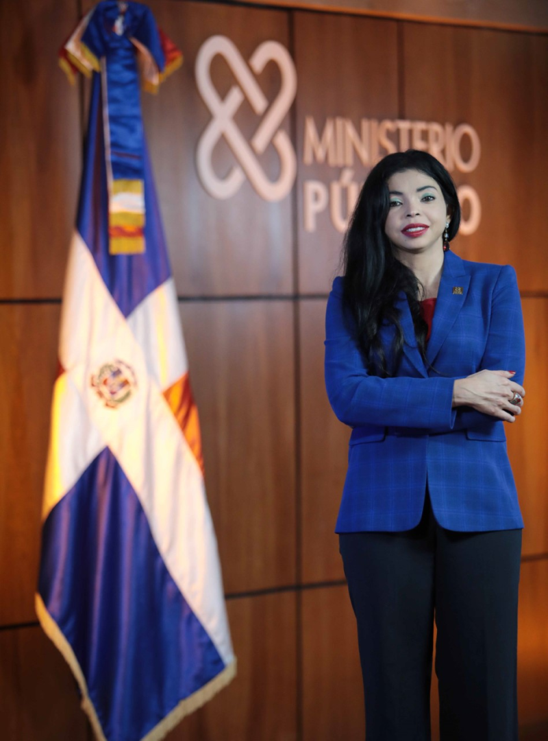 Yeni Berenice propone transformación profunda de la institución