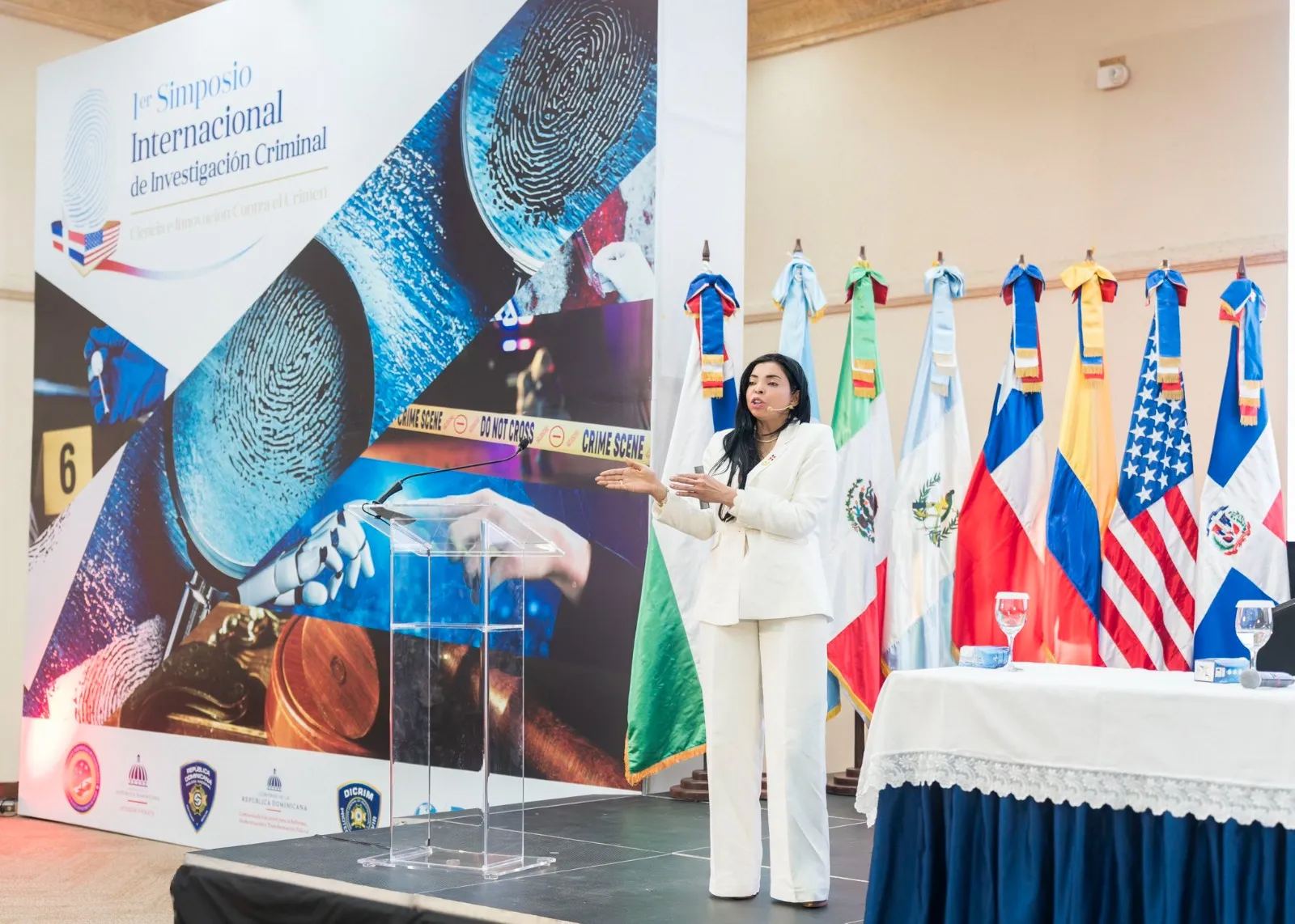 La procuradora asegura que el crimen hay que combatirlo rastreando su economía