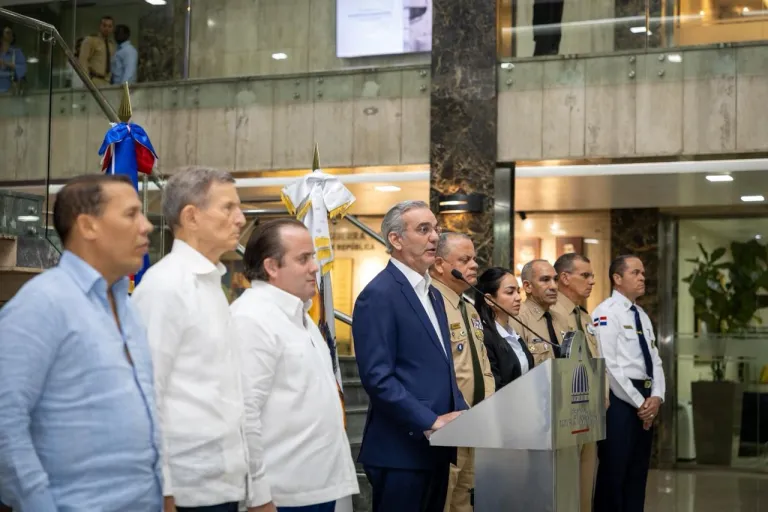 Abinader convoca a sectores a un gran acuerdo nacional ante crisis global