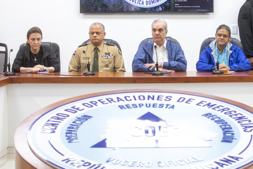 Abinader dice “no hay sistema de drenaje que resista” 400 milímetros de lluvias