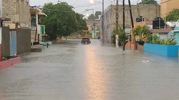 Abinader declara “emergencia regional” en el gran Santo Domingo y cuatro provincias por efectos de vaguada