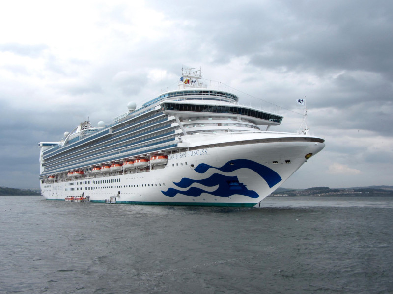 Crucero con brote de norovirus llegó desde Puerto Rico a Puerto Plata y salió el mismo día a Bahamas