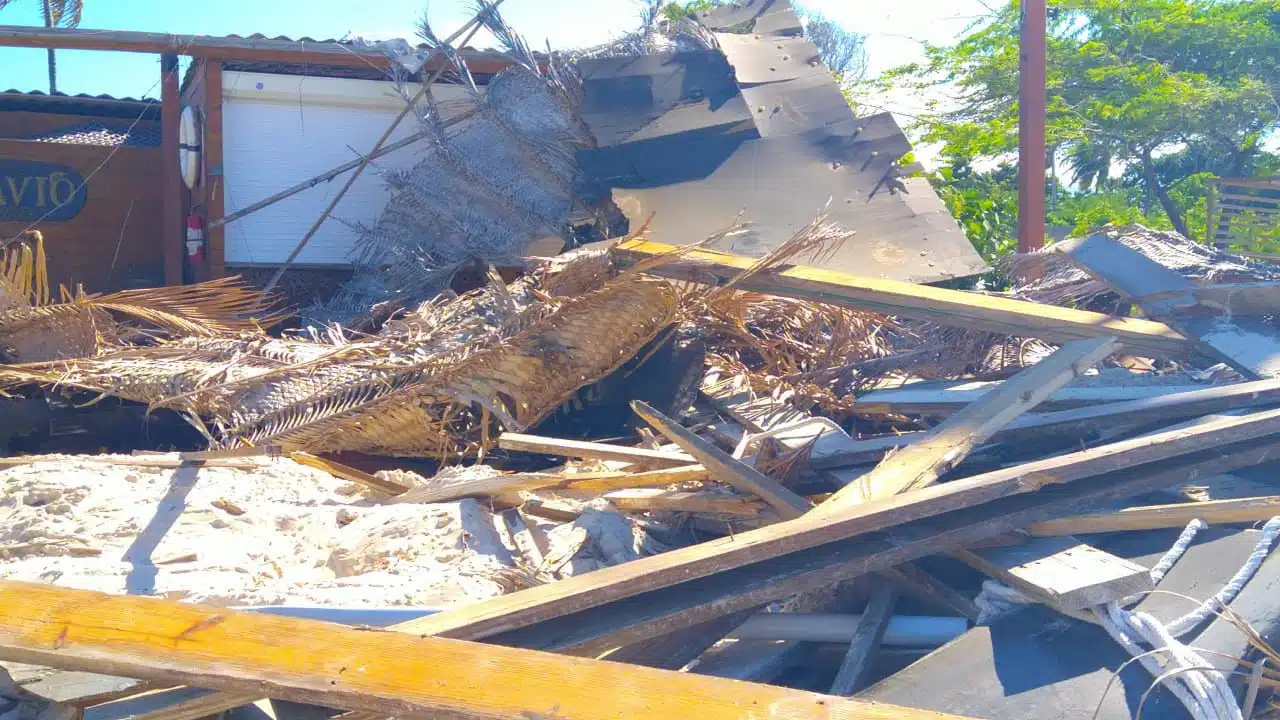 Empresario denuncia desalojo ilegal de restaurante El Navío en Pedernales