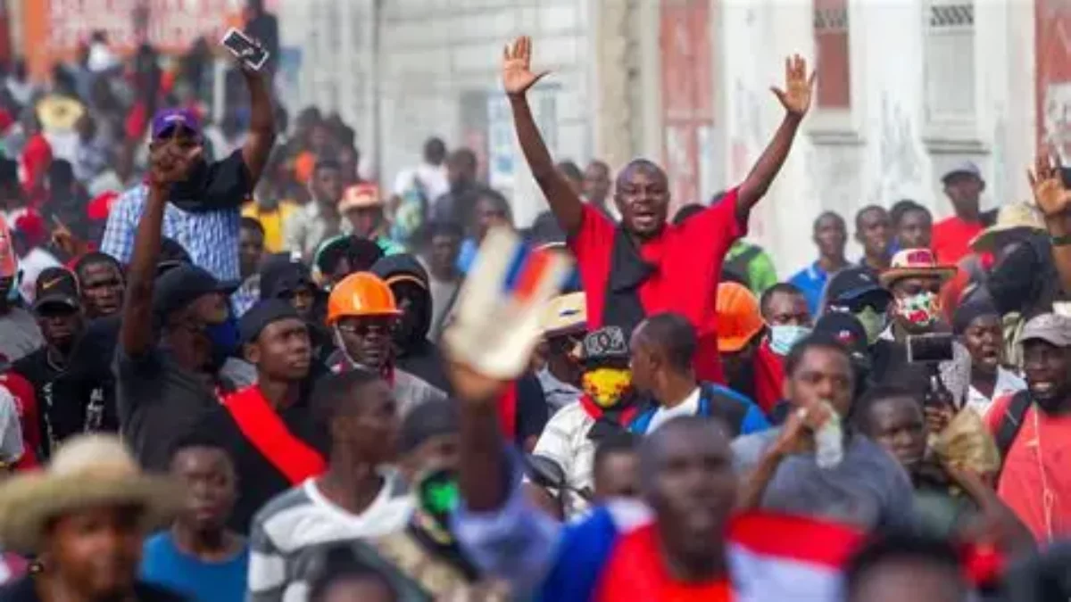 Miles de haitianos toman las calles de Puerto Príncipe para exigir la paz