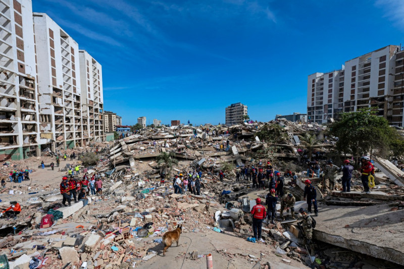 Cifras de muertos en Venezuela a causa de terremotos se eleva a 1,719