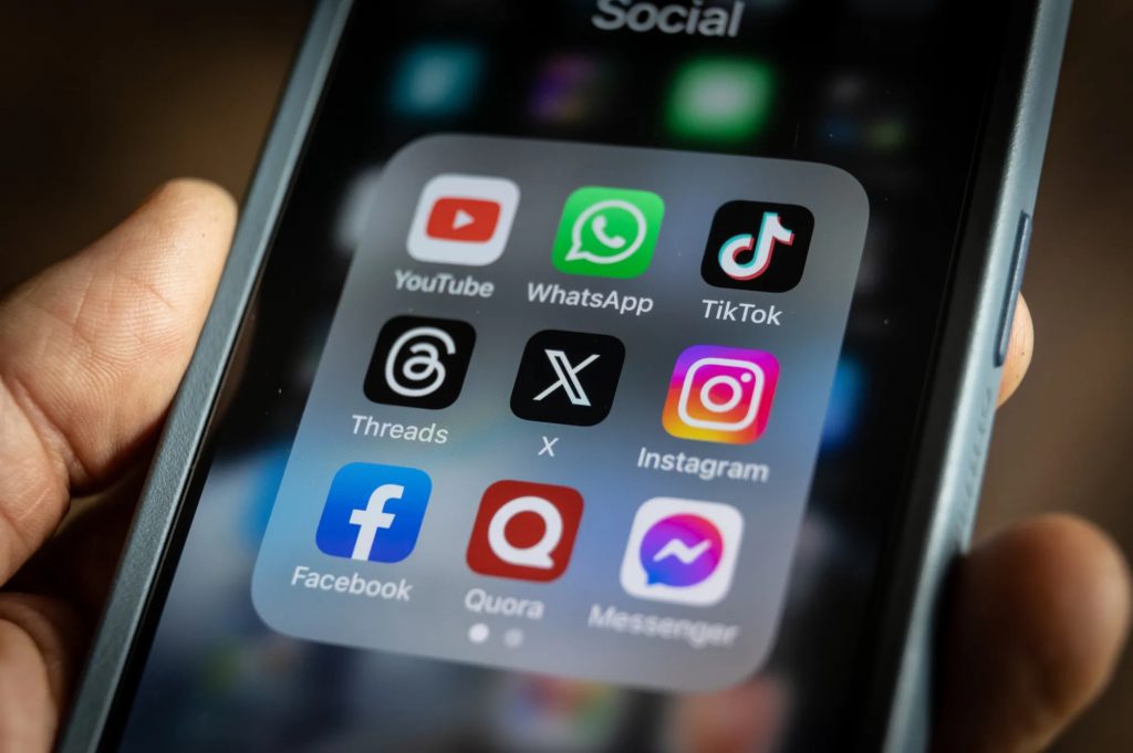 Plataformas digitales superan a los medios como principal acceso a noticias