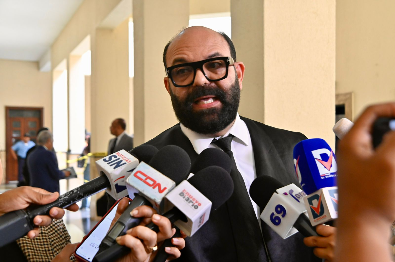 Félix Portes pide investigar actuaciones del Ministerio Público en caso de violencia de género